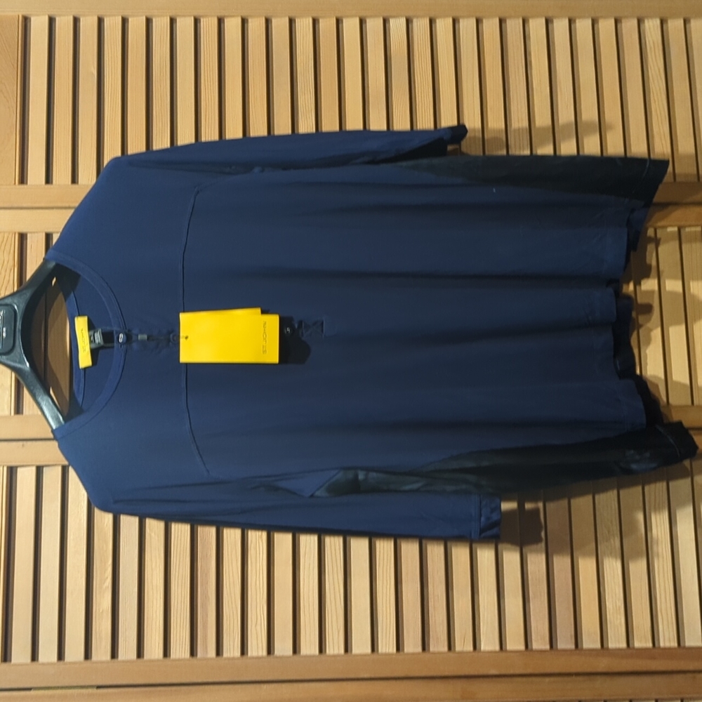 ST. JOHN top